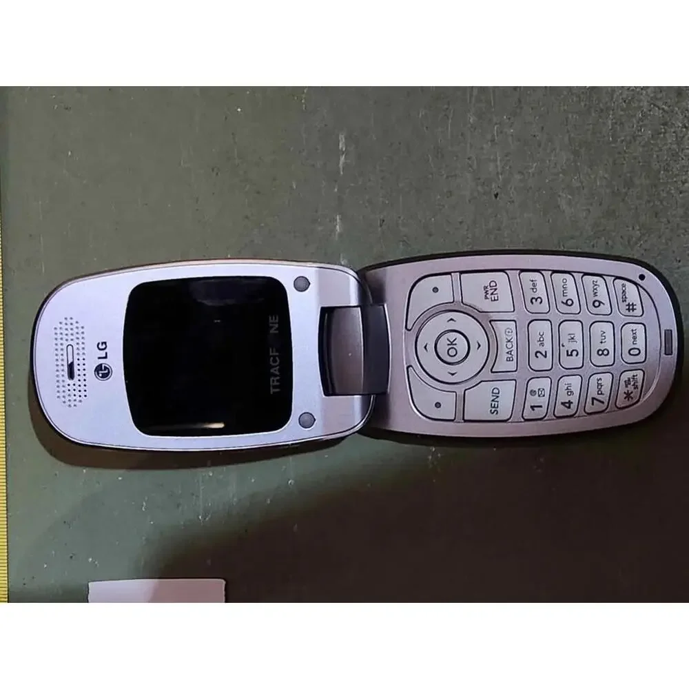 LG Tracfone Flip Phone | Model TFLG200CB